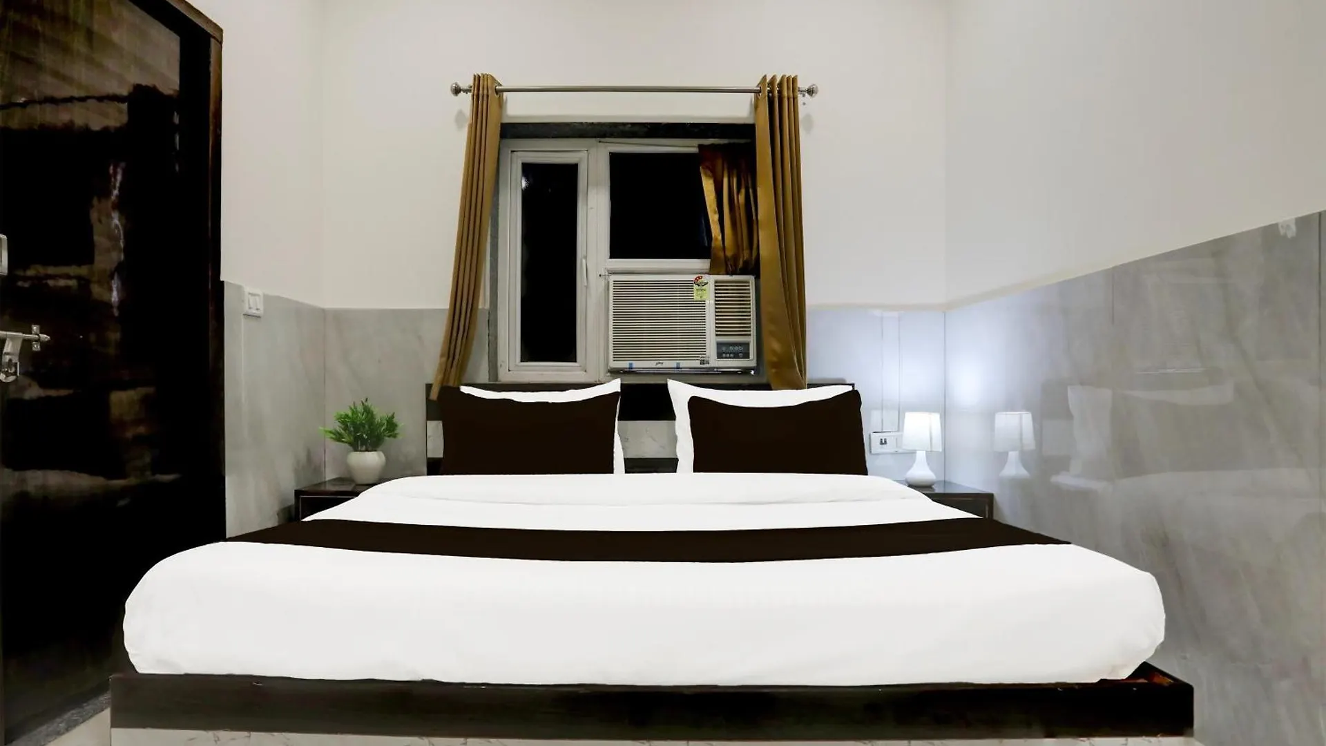 Hotel O Amazing House Delhi